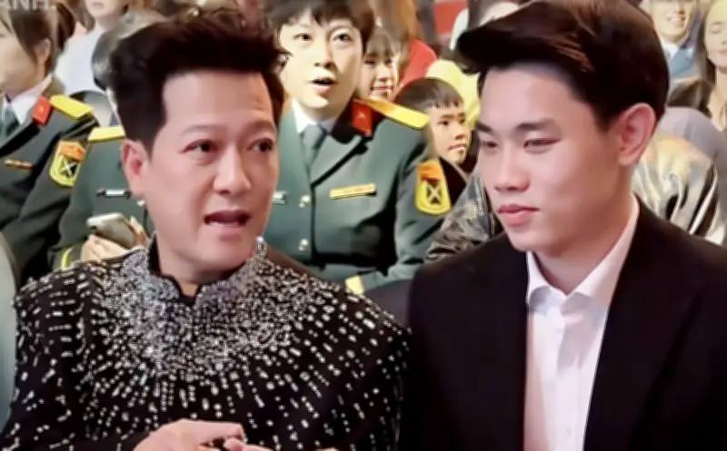 Lời khuyên của Trường Giang gây tranh cãi: Cầu thủ trẻ giữa sân cỏ và thảm đỏ