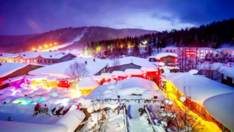 Cáp Nhĩ Tân: Thành Phố Băng Tuyết Với Lễ Hội Độc Đáo Và Trải Nghiệm Mùa Đông Đáng Nhớ