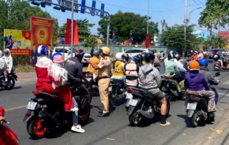 CSGT TP.HCM kiểm soát giao thông Tết 2026: Giảm tai nạn, xử lý hơn 10.000 vi phạm