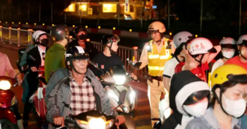 CSGT TP.HCM xử lý hơn 10.000 trường hợp vi phạm trong 9 ngày nghỉ Tết