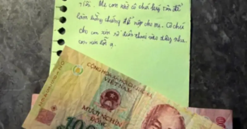 Cậu bé 'quỵt' tiền bánh cuốn 3 lần, mẹ xử lý mẫu mực gây bão mạng xã hội