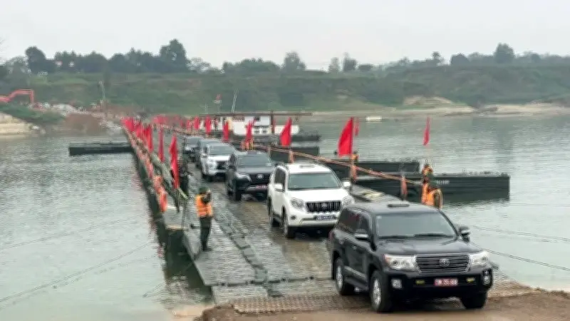 Cầu Phao Đoan Hùng: Mệnh Lệnh Từ Trái Tim Nối Liền Hai Bờ Sông Lô