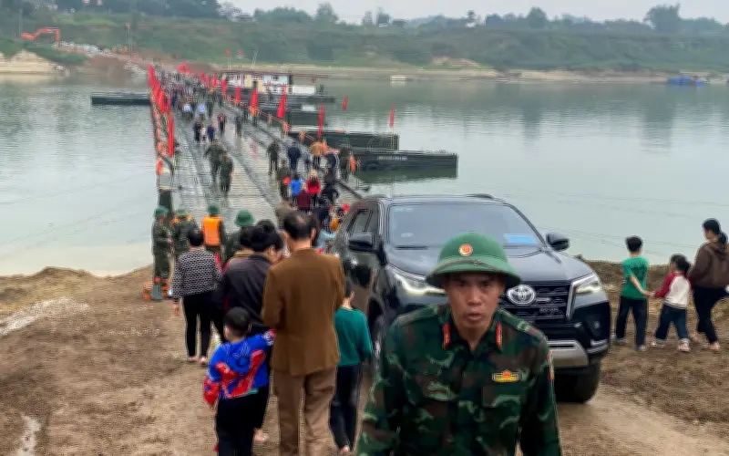 Cầu Phao Đoan Hùng Thông Xe, Phục Vụ Nhân Dân Dịp Tết Nguyên Đán 2026