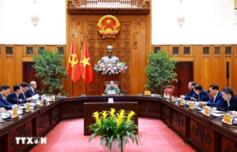 Cầu phao qua sông Lô hoàn thành trước Tết, phục vụ nhu cầu đi lại của người dân