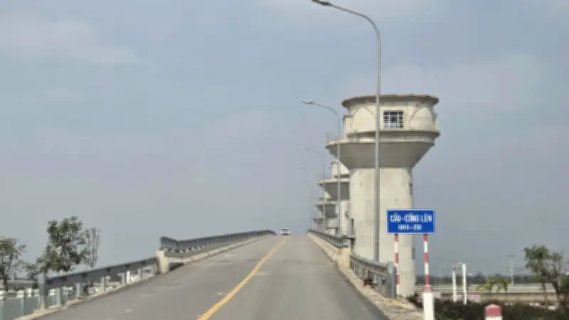 Cầu Sông Lèn Thông Xe, Người Dân Thanh Hóa Vui Mừng Chấm Dứt Cảnh Đi Đò