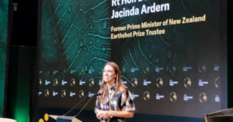 Cựu Thủ Tướng New Zealand Jacinda Ardern Định Cư Tại Úc Cùng Gia Đình