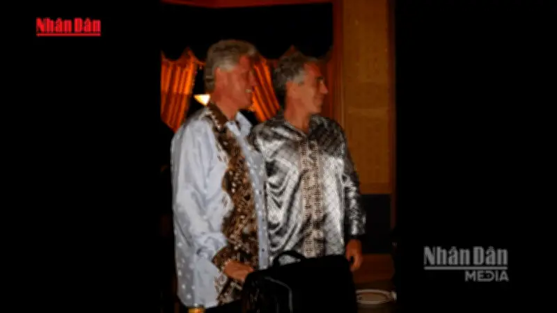 Cựu Tổng thống Mỹ Bill Clinton lên tiếng về mối quan hệ với Jeffrey Epstein