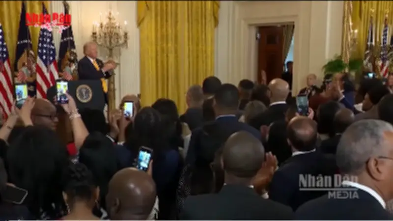 Cựu Tổng thống Mỹ Donald Trump bác cáo buộc phân biệt chủng tộc tại nhà hàng