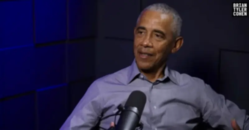 Cựu Tổng thống Obama xác nhận sự tồn tại của người ngoài hành tinh