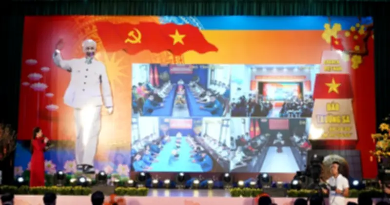 Cầu truyền hình chúc Tết Bính Ngọ 2026 kết nối Khánh Hòa với quân dân Trường Sa