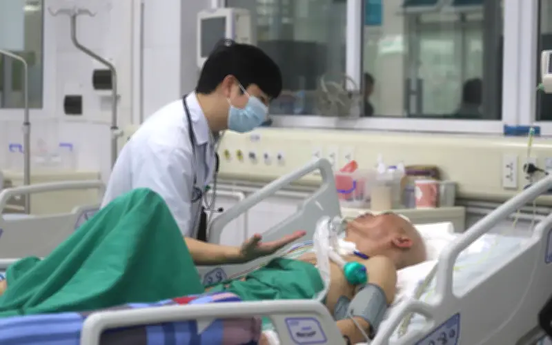 Cuộc Chiến Giành Giật Sự Sống: Những Bác Sĩ Cấp Cứu Và Hồi Sức Tích Cực