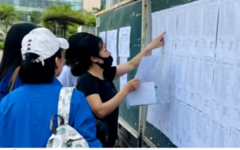 Cuộc đua vào lớp 10 tư thục: Phương thức xét tuyển đa dạng, phụ huynh cần lưu ý gì?