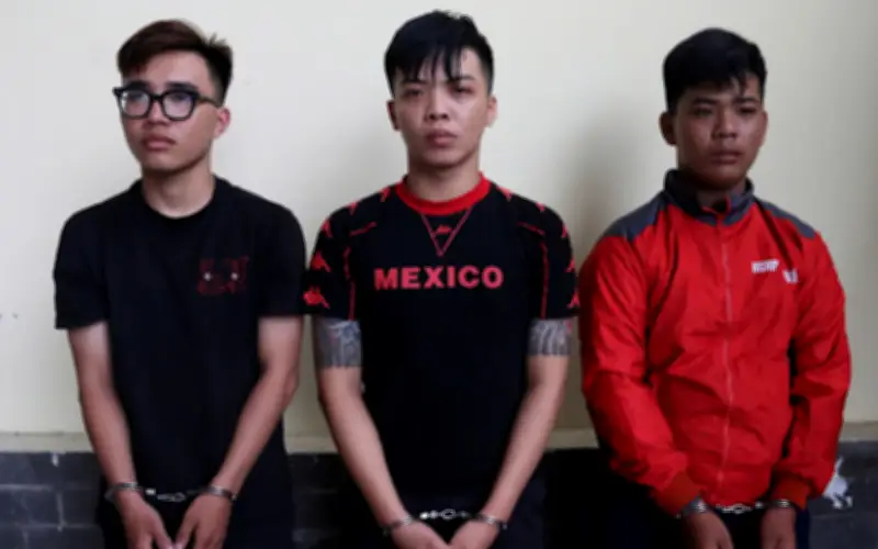 Công an TP.HCM bắt giữ 3 thanh niên thuê tạt sơn đòi nợ thuê cho tín dụng đen