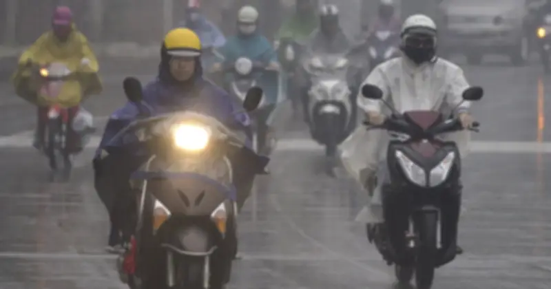 Dự báo thời tiết 24.2: Miền Bắc mưa phùn, nồm ẩm, Nam Bộ nắng nóng trên 34 độ C