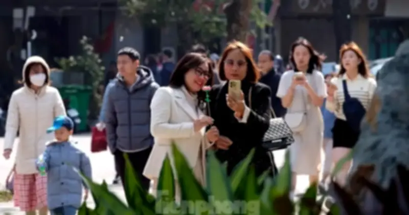 Dự báo thời tiết hôm nay: Miền Bắc tăng nhiệt, miền Trung và Nam duy trì nắng ấm