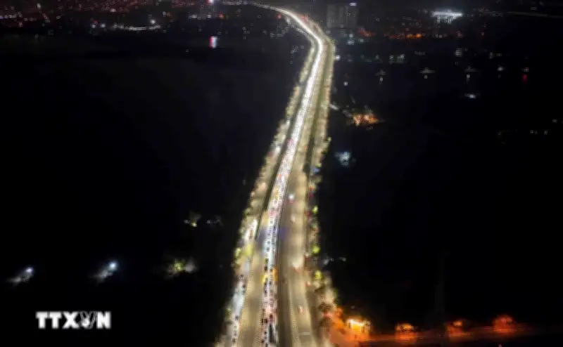 Dự kiến mở một số cao tốc ưu tiên cho xe vào Hà Nội, TP.HCM