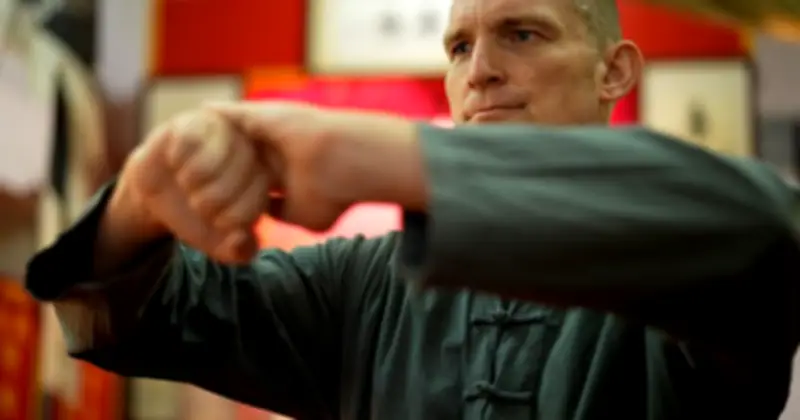 Chuyên gia vật lý Đan Mạch bỏ châu Âu, tới Phật Sơn học Vịnh Xuân Quyền