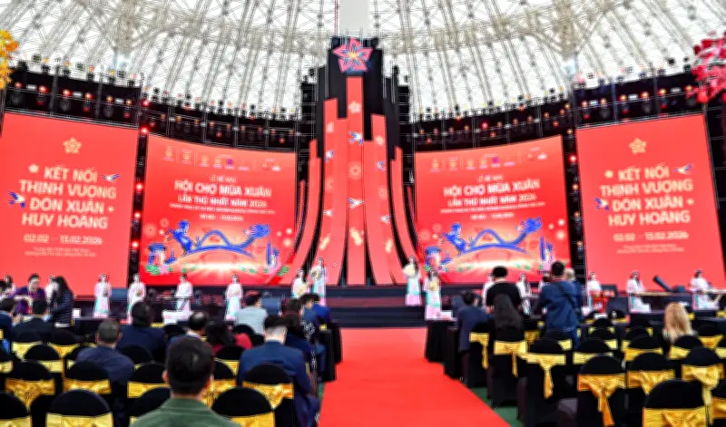 Dàn Táo Quân Đình Đám Thắp Sáng Lễ Bế Mạc Hội Chợ Mùa Xuân 2026 Trên VTV1