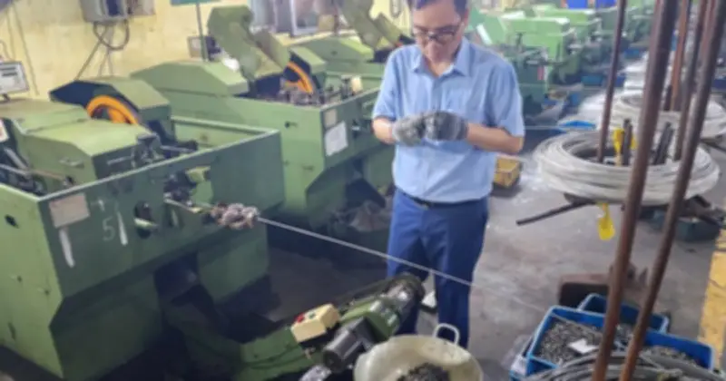 Doanh Nghiệp Việt Khẳng Định Sức Mạnh: Từ Ốc Vít Đến Công Nghiệp Ô Tô