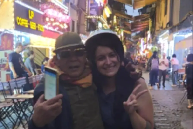 Du khách Mỹ tố bị tài xế xe ôm 'chặt chém' 1 triệu đồng ở Hà Nội