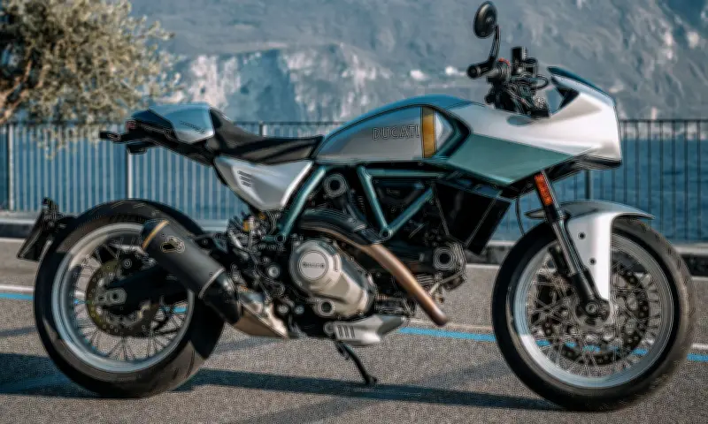 Ducati Formula Sport 73 2026: Tái sinh huyền thoại 750 Super Sport Desmo 1973