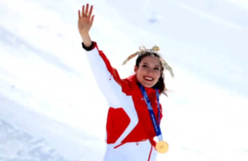 Eileen Gu Lập Kỷ Lục Olympic, Nhận Thưởng Khủng 25 Tỷ Đồng Tại Milan-Cortina 2026