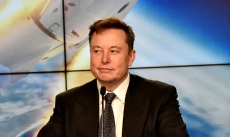 Elon Musk: Ưu tiên xây thành phố trên Mặt Trăng trước Sao Hỏa để đẩy nhanh tiến độ