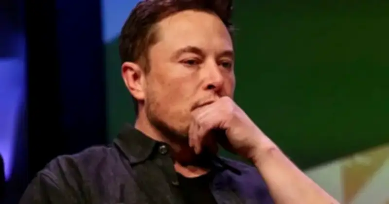 Elon Musk chuyển hướng SpaceX: Ưu tiên xây thành phố Mặt Trăng, tạm gác giấc mơ Sao Hỏa