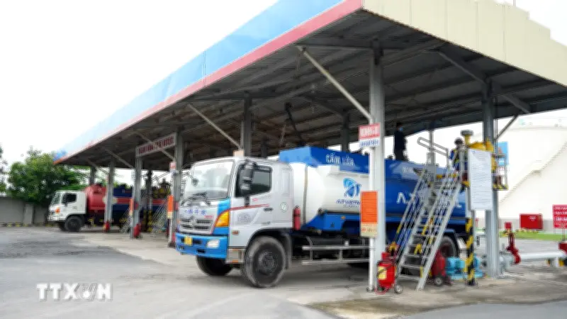 Đảm bảo nguồn cung xăng dầu trên cao tốc TP Hồ Chí Minh - Long Thành - Dầu Giây