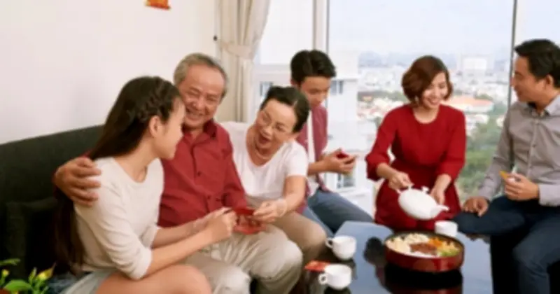 Bí Quyết Giữ Bình Thản Trước Những Câu Hỏi 'Khó Đỡ' Ngày Tết Theo Chuyên Gia Tâm Lý