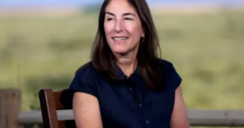 Quan chức Fed dự báo lãi suất giữ nguyên 'trong thời gian khá dài', sẵn sàng tăng nếu cần