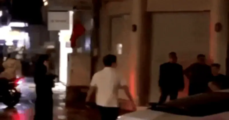 Xô xát sau va chạm Bentley và xe 7 chỗ ở trung tâm TP.HCM, công an điều tra