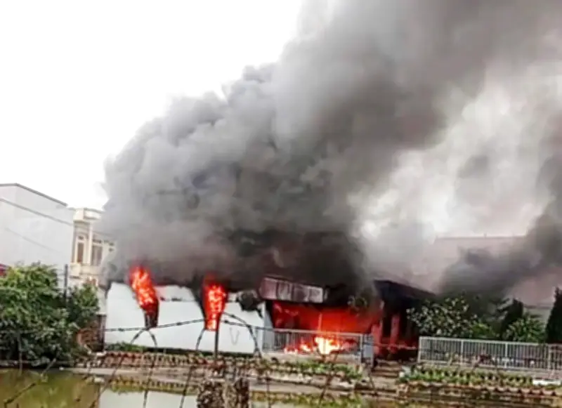 Cháy Nhà Tình Thương Hương La, May Mắn Không Thiệt Hại Về Người