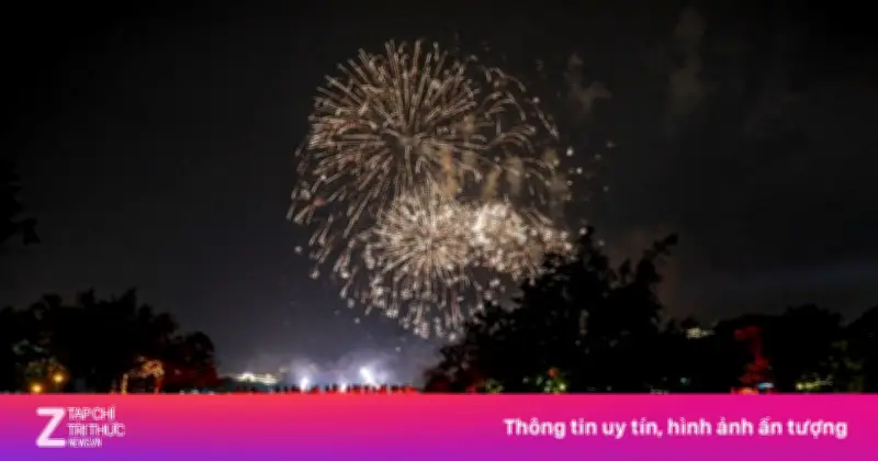 Rực sáng sắc pháo hoa khắp mọi miền đất nước chào đón Xuân Bính Ngọ 2026