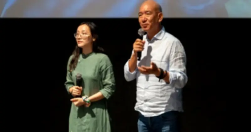 Cựu tu sĩ Lobsang Phuntsok chia sẻ về giáo dục hạnh phúc và 8 'con sóng' cuộc đời