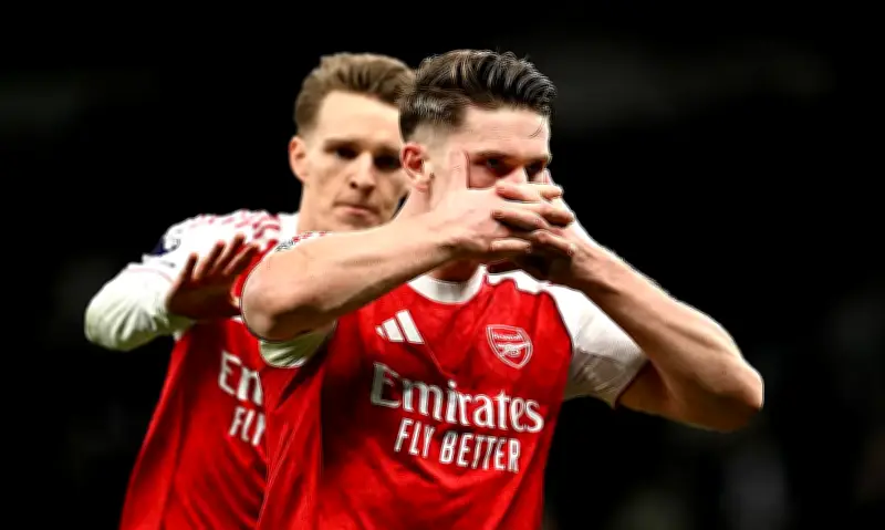 Gary Neville: Arsenal Phải Thắng Trên Sân Man City Để Chạm Đến Ngôi Vô Địch Ngoại Hạng Anh