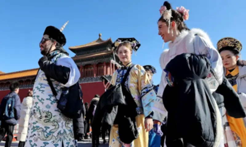 Gen Z Mỹ Đắm Chìm Trong Lối Sống 'Kiểu Trung Hoa' Và Sự Thay Đổi Văn Hóa