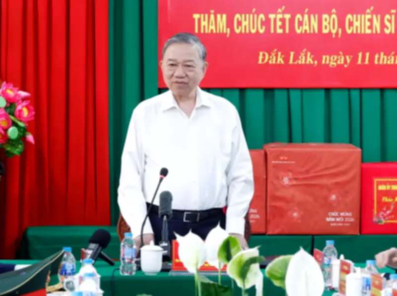 Tổng Bí thư Tô Lâm thăm, chúc Tết cán bộ chiến sĩ Đồn Biên phòng Ea H'Leo