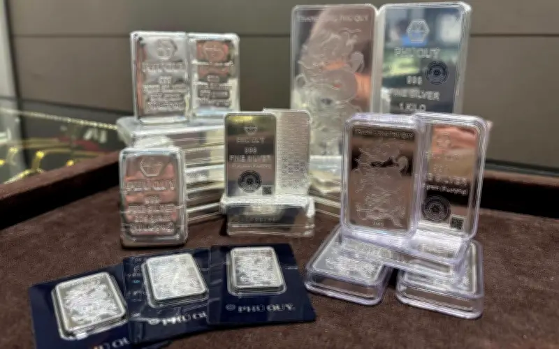 Giá Bạc Hôm Nay 24/2: Thị Trường Trong Nước Biến Động Mạnh, Tăng 12 Triệu Đồng/kg