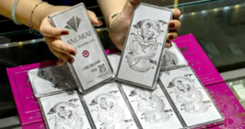 Giá bạc tăng mạnh sau Tết, chuyên gia dự báo triển vọng tích cực dài hạn