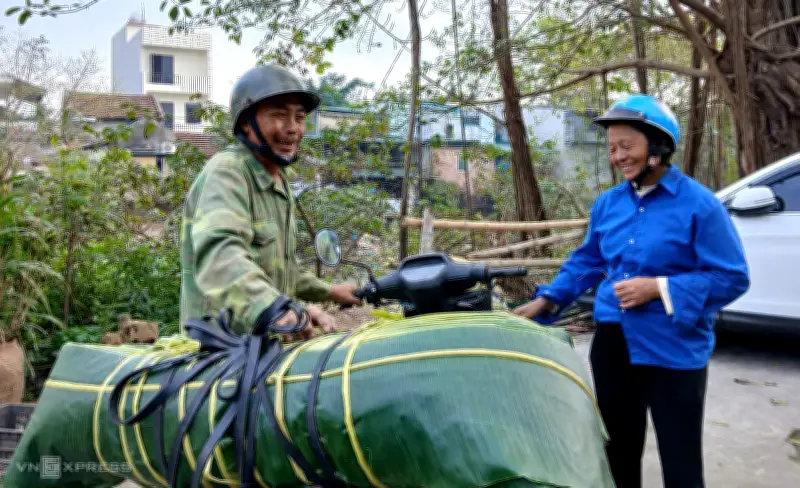 Giá lá chuối Thanh Hóa tăng kỷ lục dịp cận Tết do nguồn cung khan hiếm