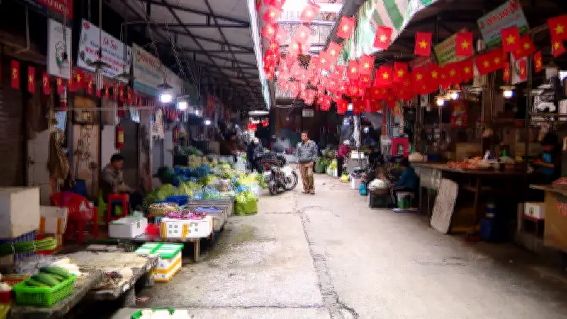 Giá rau xanh và thực phẩm ổn định sau Tết Nguyên đán tại TP.HCM