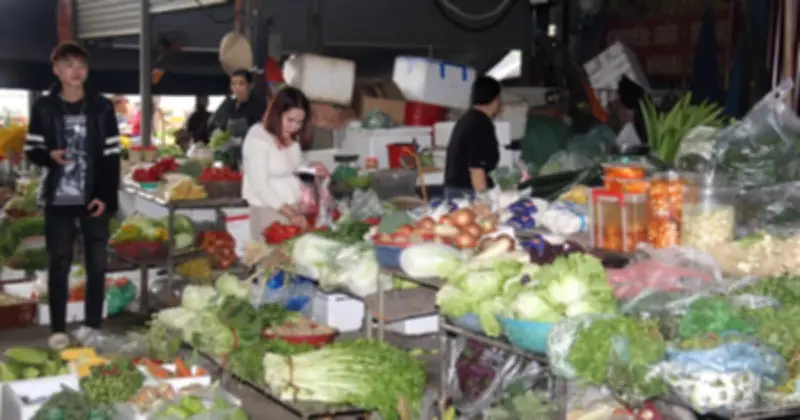 Giá thực phẩm sau Tết ổn định tại Hà Nội, nguồn cung dồi dào