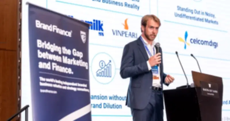 Giá Trị Thương Hiệu Việt: Đòn Bẩy Tài Chính Vươn Tầm Toàn Cầu