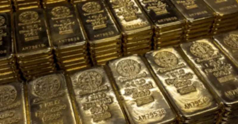 Giá vàng bật tăng mạnh sau dữ liệu lạm phát Mỹ yếu, thị trường kỳ vọng Fed giảm lãi suất