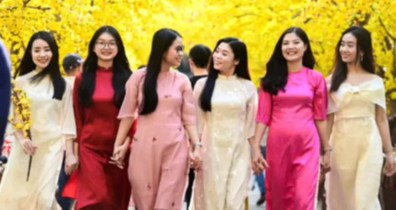 Giờ vàng, hướng tốt xuất hành ngày mùng 3 Tết Bính Ngọ 2026