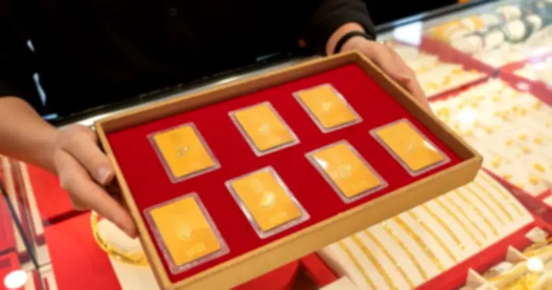 Giá vàng SJC ổn định quanh 178-181 triệu đồng, chênh lệch lớn với thị trường tự do