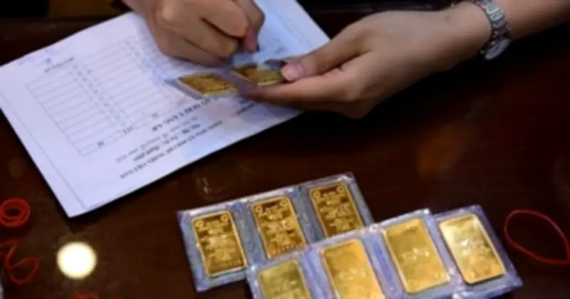Giá vàng SJC đứng im ở mức cao, bạc tiếp tục tăng mạnh trên thị trường