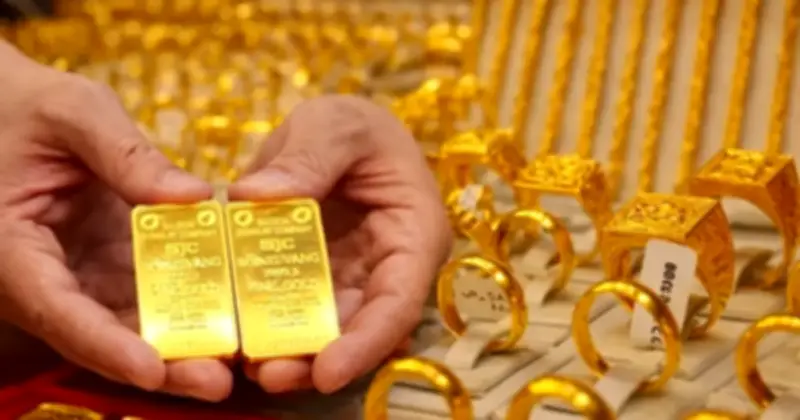 Giá vàng SJC tăng mạnh, vượt 184 triệu đồng/lượng, USD tự do tăng cao