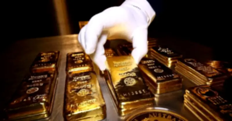 Giá vàng thế giới bứt phá mạnh lên 5.200 USD/ounce sau bất ổn địa chính trị và chính sách thương mại Mỹ